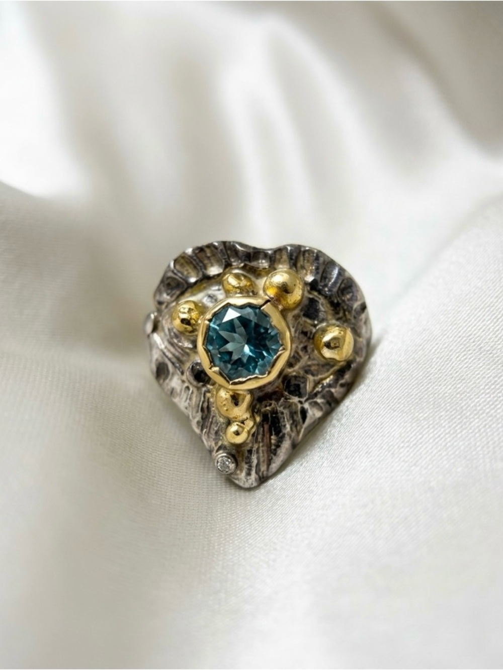 Unique Handcrafted Silver & 18k Gold details Heart Ring with aquamarine